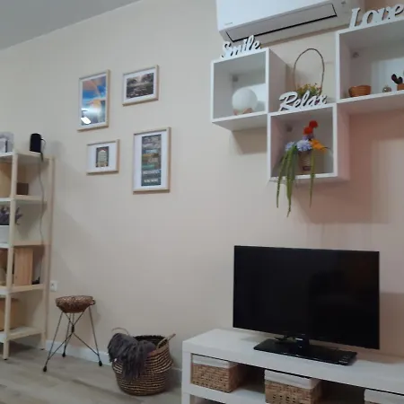 Rainbow Apt By Gali Varna